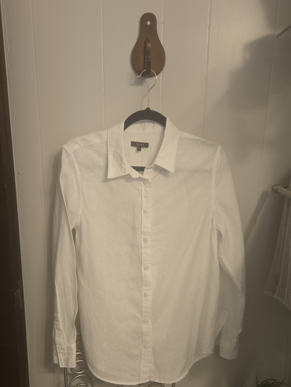 Classic White Women's Button-Down Linen Shirt - Quince
